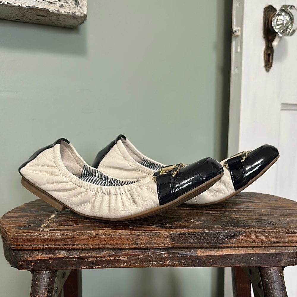 TAHARI Gloria Leather Ballet Flats in Cream with Navy Patent Heel and Toe Caps